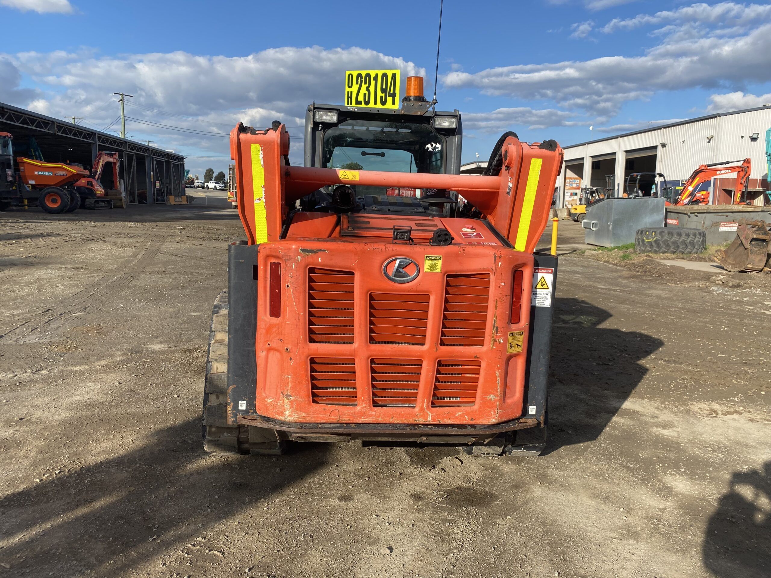 Kubota SVL95-2 95HP Track Loader image 5