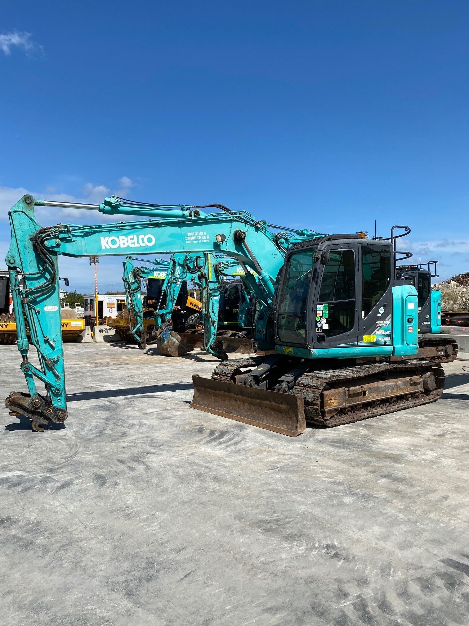 Kobelco SK135SR-3 13.5T Excavator – QLD