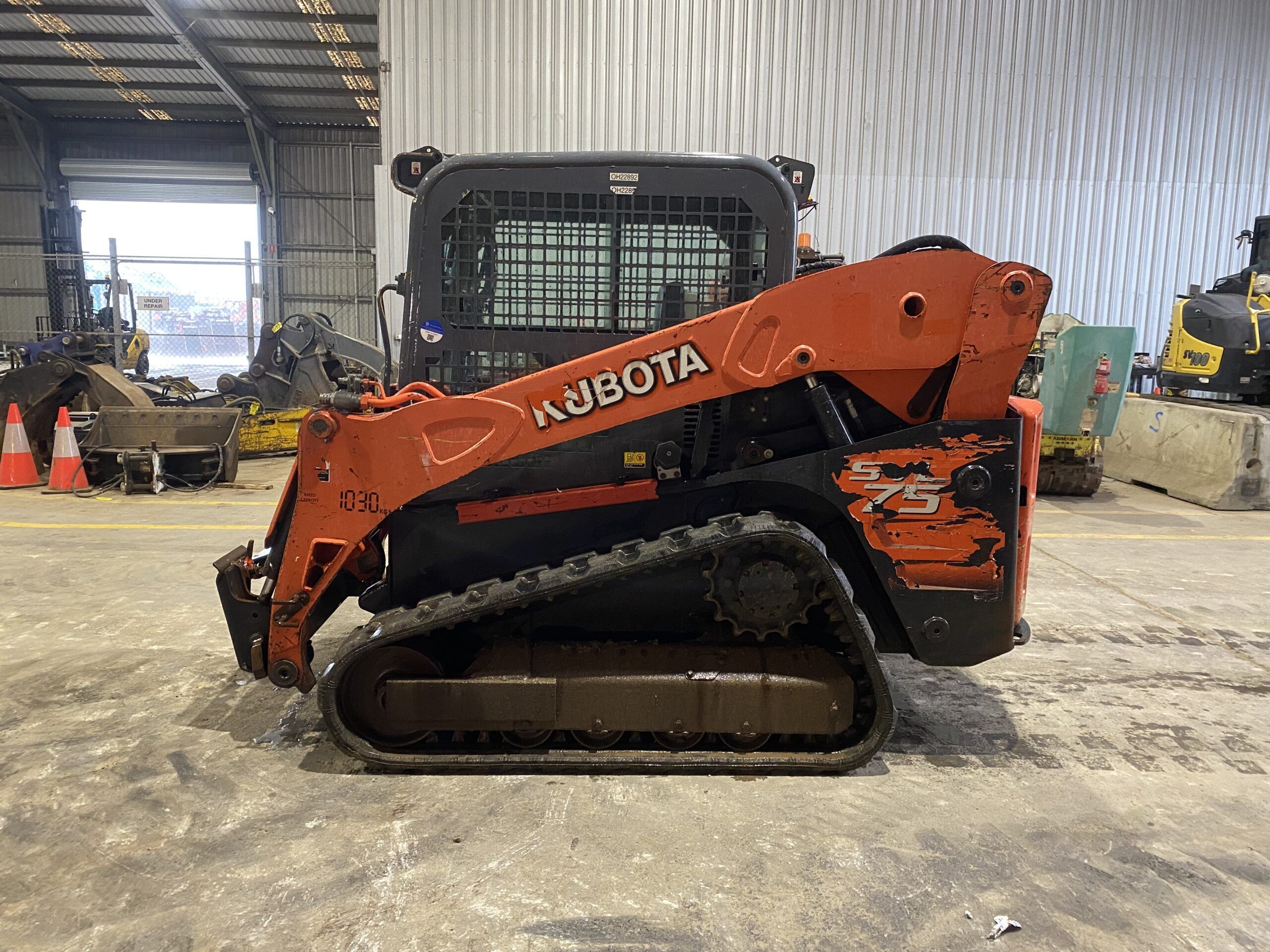 Kubota SVL75 75HP Track Loader SYD image 2