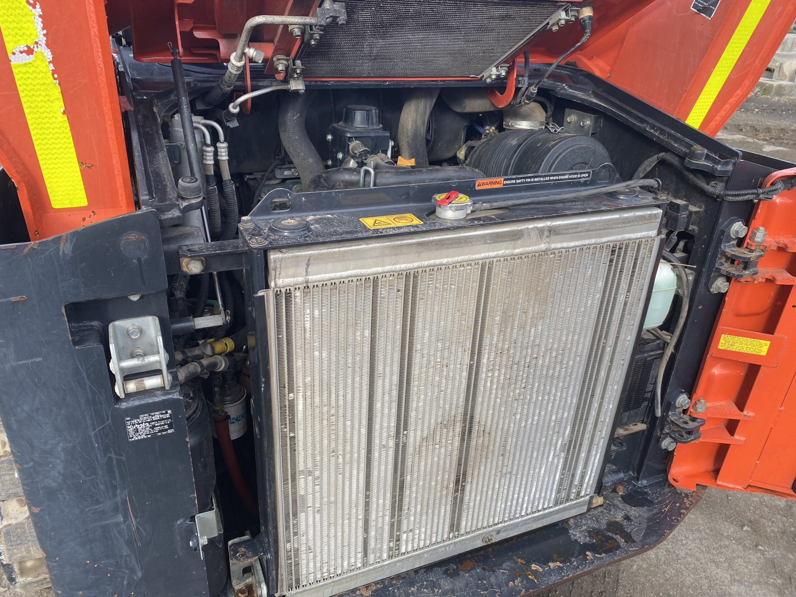 Kubota SVL95-2 95HP Track Loader image 8