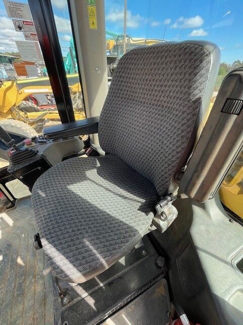 Caterpillar CP54B 12T Padfoot Roller image 7
