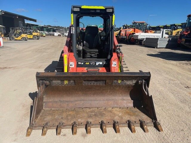 Kubota SVL90-2 90HP Track Loader