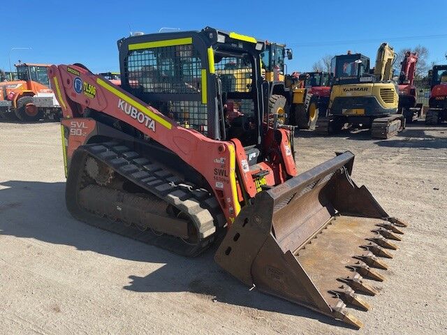 Kubota SVL90-2 90HP Track Loader