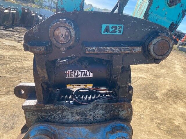 Kobelco SK135SR-3 13.5T Off Set Boom Excavator (Knuckle/Tilt Hitch) image 7